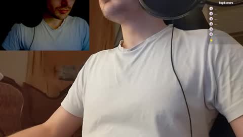 Snapshot of moonsire chatting on January 2025 06:54:02 PM Moonsire online show from January 2025 06:54:02 PM