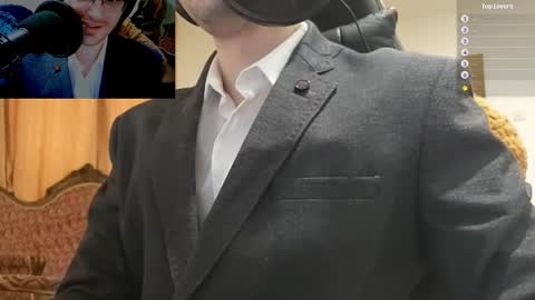 Snapshot of moonsire chatting on January 2025 10:06:02 AM Moonsire online show from January 2025 10:06:02 AM