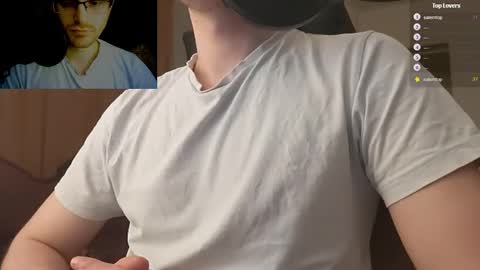 Snapshot of moonsire chatting on January 2025 09:43:01 PM Moonsire online show from January 2025 09:43:01 PM