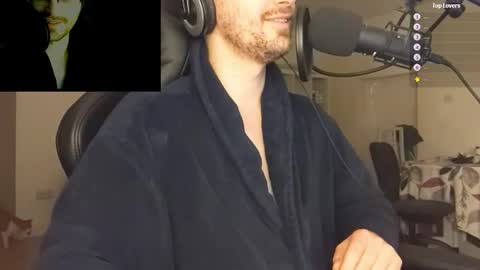 Snapshot of moonsire chatting on January 2025 02:48:01 AM Moonsire online show from January 2025 02:48:01 AM