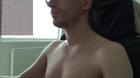 Snapshot of moonsire chatting on February 2026 11:58:01 AM Moonsire online show from February 2026 11:58:01 AM