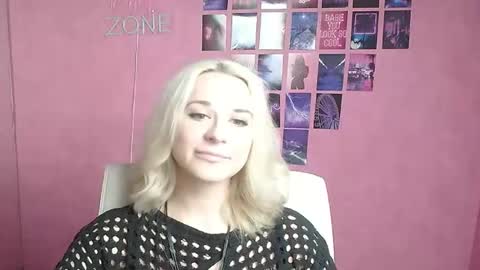 Susanna online show from April 2026 05:32:01 PM