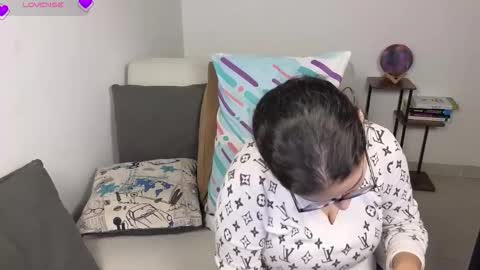 Moon Woman online show from March 2026 03:10:01 AM