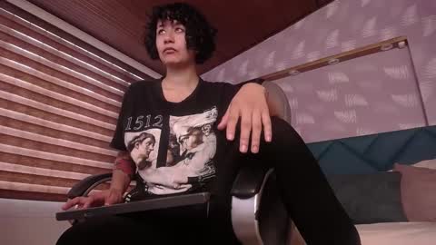 Michelle online show from February 2025 01:14:02 PM