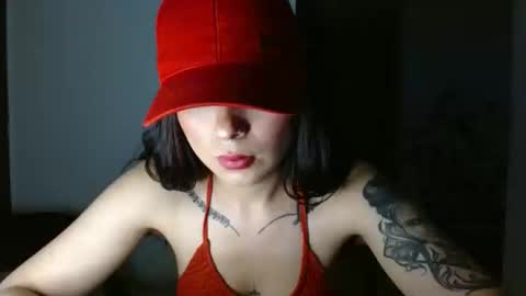 Snapshot of mor_tokens_mor_hot chatting on January 2025 11:08:01 PM Sebas y Gaby online show from January 2025 11:08:01 PM