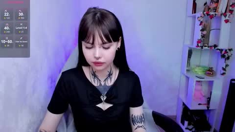 Morana online show from October 2025 02:01:02 AM