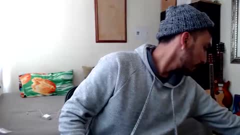 Abelardo online show from October 2025 06:15:02 PM