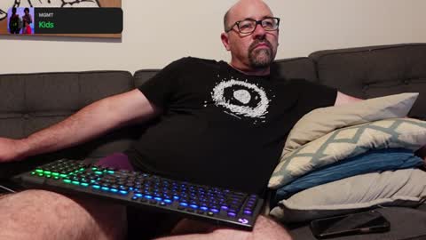 Snapshot of mordecai_the_great chatting on January 2025 12:43:02 PM Ce nest pas Mordecai online show from January 2025 12:43:02 PM