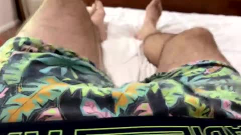 Me online show from May 2026 01:22:02 AM