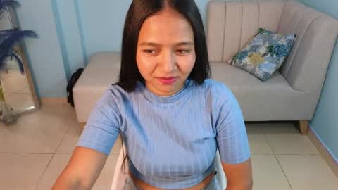 morenna_mia online show from April 2026 02:33:01 PM