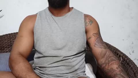 Snapshot of moreno_lutador chatting on December 2024 06:00:02 AM John john online show from December 2024 06:00:02 AM