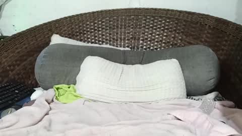 Snapshot of moreno_lutador chatting on January 2025 08:02:01 AM John john online show from January 2025 08:02:01 AM