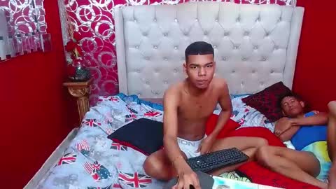 duohot23 online show from January 2025 02:04:01 AM