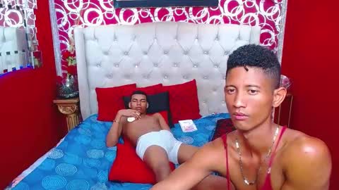 duohot23 online show from February 2025 01:51:01 AM