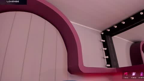 Snapshot of morganlake_ chatting on November 2025 04:54:02 AM Morgan online show from November 2025 04:54:02 AM