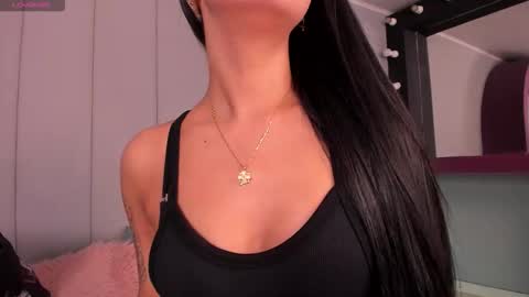 Snapshot of morganlake_ chatting on November 2025 03:39:01 AM Morgan online show from November 2025 03:39:01 AM