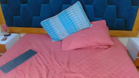 morrigan_luxus online show from October 2025 07:56:02 PM