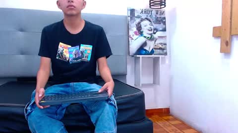 MORTELLE online show from November 2025 01:44:01 PM