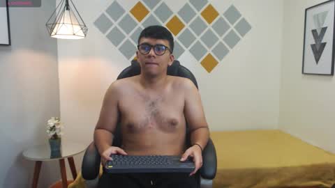 Mou Fly online show from October 2025 11:50:02 AM