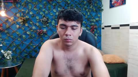 Mou Fly online show from December 2025 06:46:02 PM