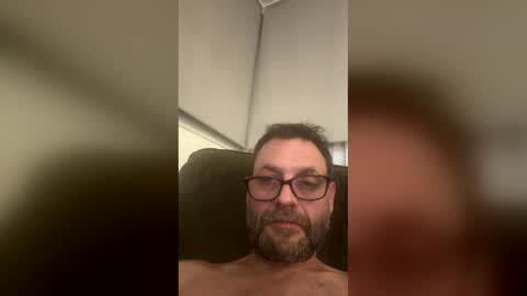 moza1980 online show from December 2025 02:30:01 AM