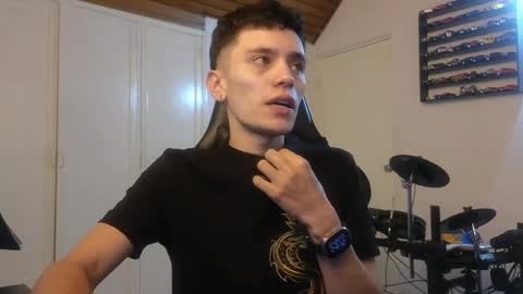 Andy online show from October 2025 03:48:02 AM