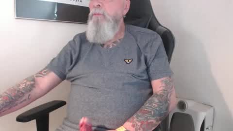 Snapshot of mr_boombastic2021 chatting on May 2026 08:32:01 AM mr_boombastic2021 online show from May 2026 08:32:01 AM