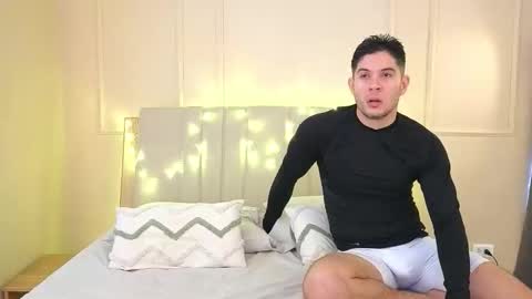 Danny  Aleja online show from December 2025 06:47:02 PM