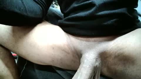 mr_earl online show from December 2025 10:39:02 PM