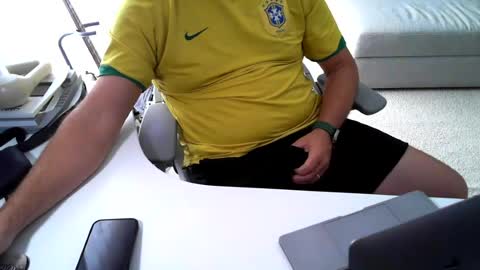 mr_hornyasfuck online show from June 2026 05:56:02 PM