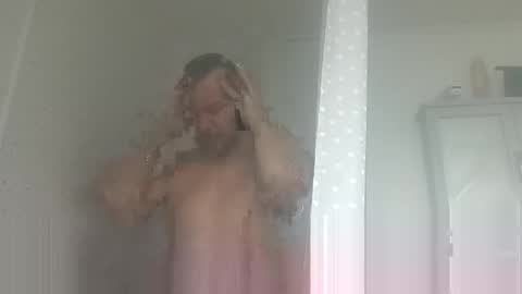 mr_i_ online show from November 2025 10:36:01 AM