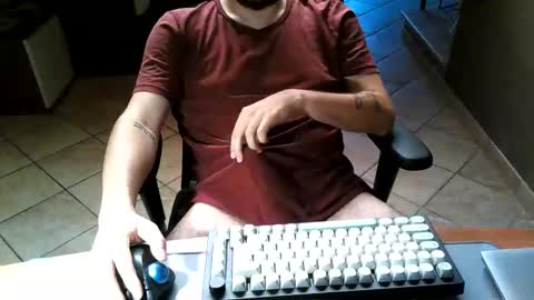 Snapshot of mr_kaa chatting on September 2025 04:31:02 PM mr_kaa online show from September 2025 04:31:02 PM