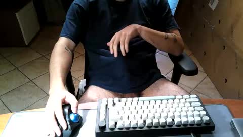 Snapshot of mr_kaa chatting on October 2025 03:44:02 PM mr_kaa online show from October 2025 03:44:02 PM