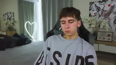 Kris online show from February 2025 06:52:01 PM