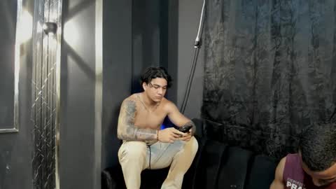 mr_maximo online show from October 2025 05:08:02 AM