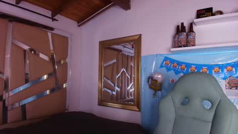 MIKEE online show from September 2025 03:10:02 AM