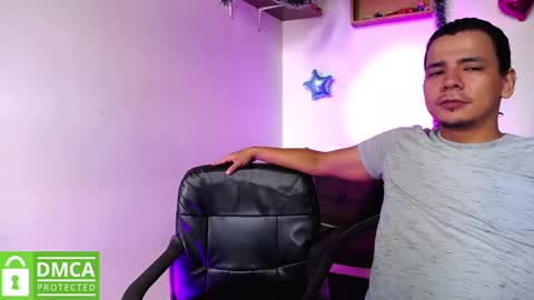 Snapshot of mr_mrscurie chatting on January 2025 06:45:02 PM Mr Mrs Curie online show from January 2025 06:45:02 PM