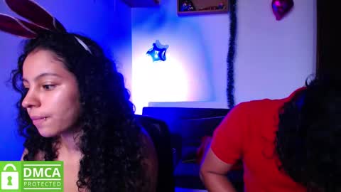 Snapshot of mr_mrscurie chatting on January 2025 10:19:01 PM Mr Mrs Curie online show from January 2025 10:19:01 PM