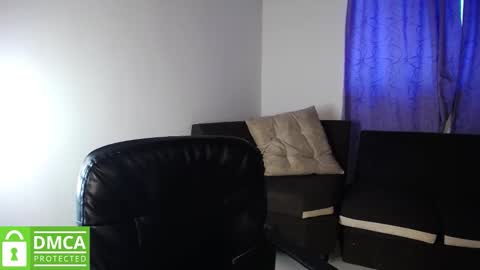 Snapshot of mr_mrscurie chatting on November 2025 05:34:02 PM Mr Mrs Curie online show from November 2025 05:34:02 PM