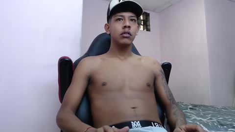 mr_stiven_ online show from January 2025 03:15:01 AM