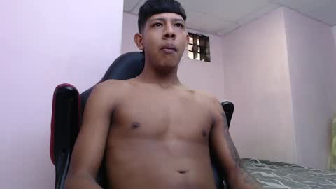 mr_stiven_ online show from January 2025 02:40:02 AM