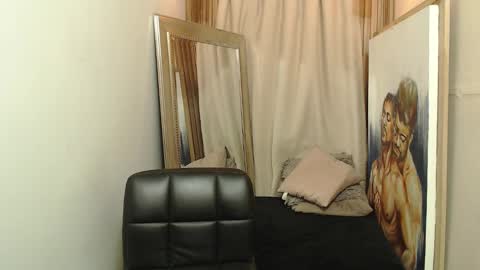 Snapshot of mr_stiven_ chatting on December 2025 08:12:01 AM mr_stiven_ online show from December 2025 08:12:01 AM