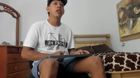 Snapshot of mr_stiven_ chatting on February 2026 03:48:01 AM mr_stiven_ online show from February 2026 03:48:01 AM