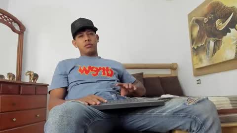 Snapshot of mr_stiven_ chatting on February 2026 07:19:01 AM mr_stiven_ online show from February 2026 07:19:01 AM