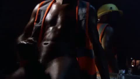 MrBigDiQ1 online show from December 2024 08:29:01 PM