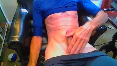 mrbiggirth69 online show from September 2025 01:46:01 PM