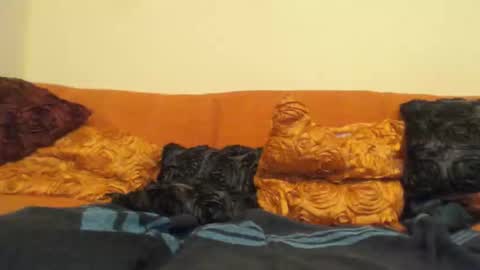 I am  online show from October 2025 10:54:02 PM