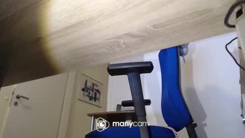 MrJohnsen1975 online show from February 2025 04:43:01 PM