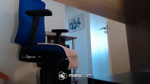 MrJohnsen1975 online show from February 2025 01:55:02 PM