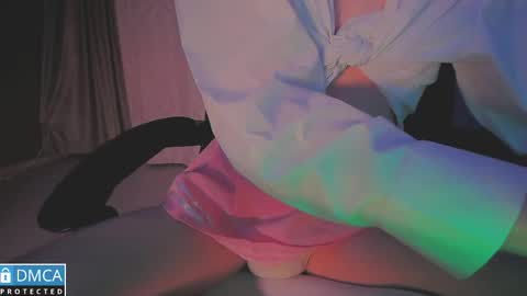 Snapshot of mrediana chatting on May 2026 10:17:01 PM mrediana online show from May 2026 10:17:01 PM